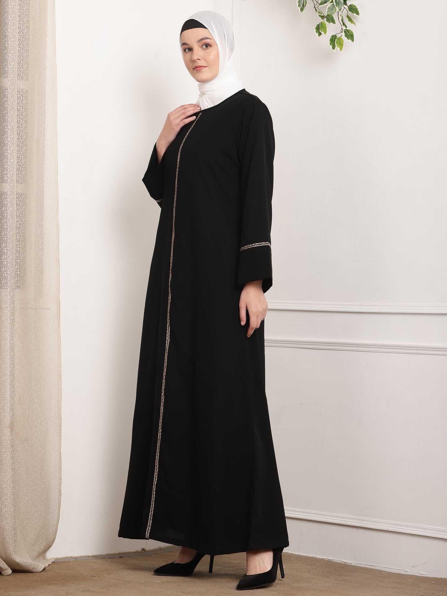 Sable Élégance Robe