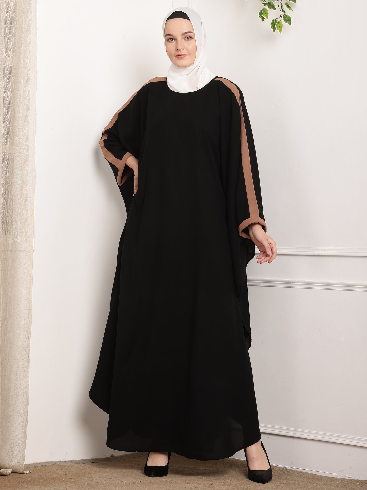 Luxe Black Cape Abaya with Tan Accent