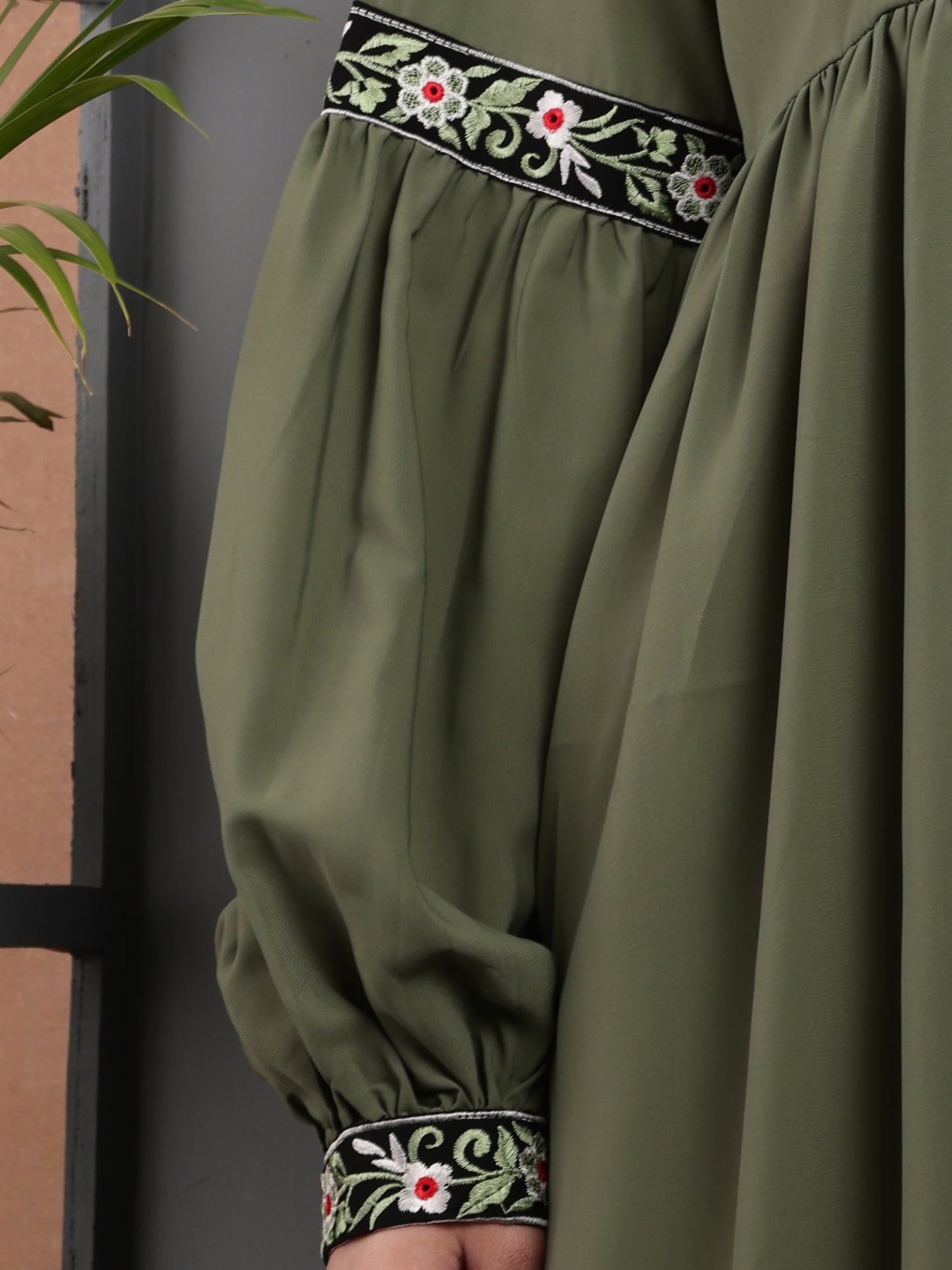 Olive Radiance Abaya