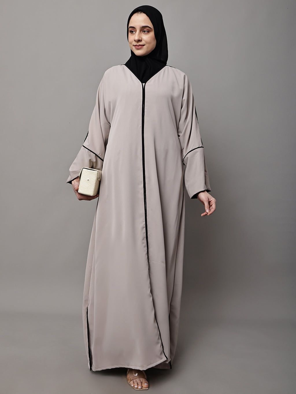 Sandstone Noir Abaya