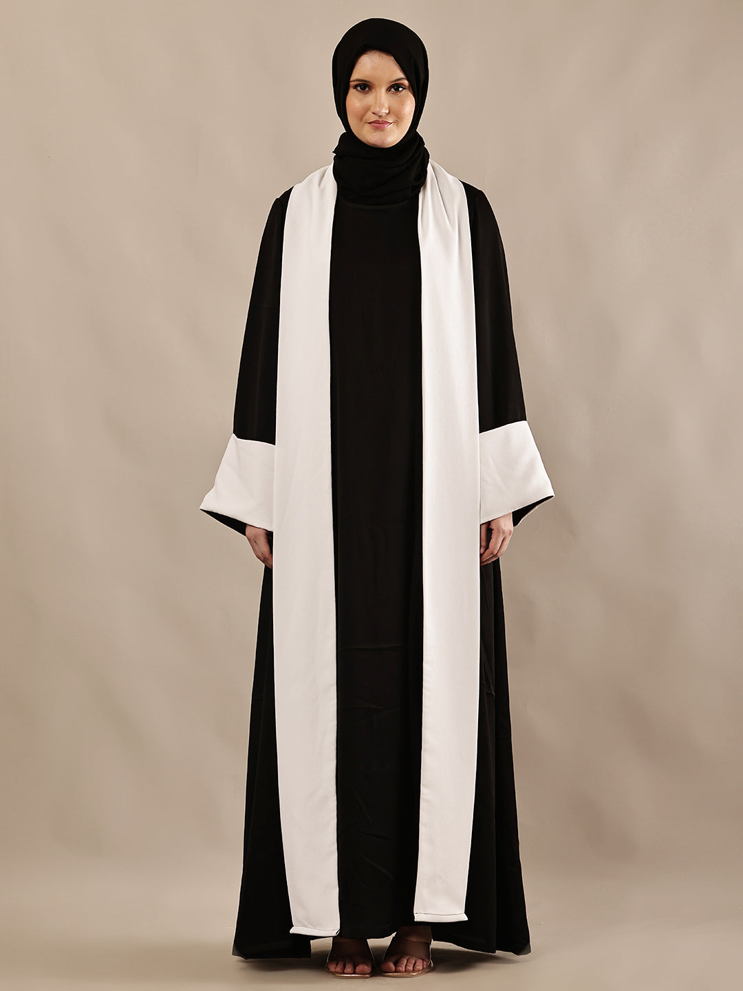 Monarque Abaya