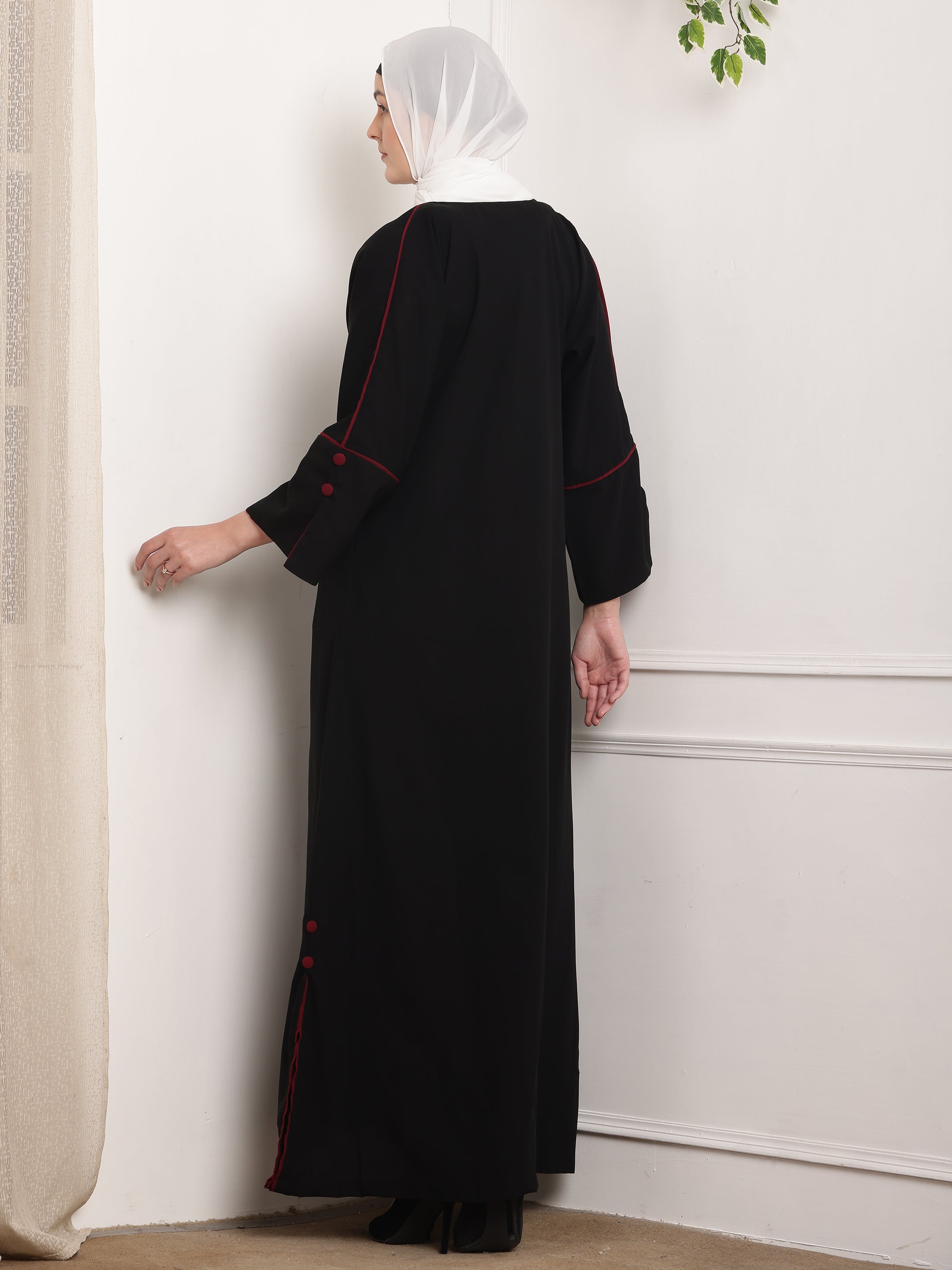 Crimson Edge Abaya