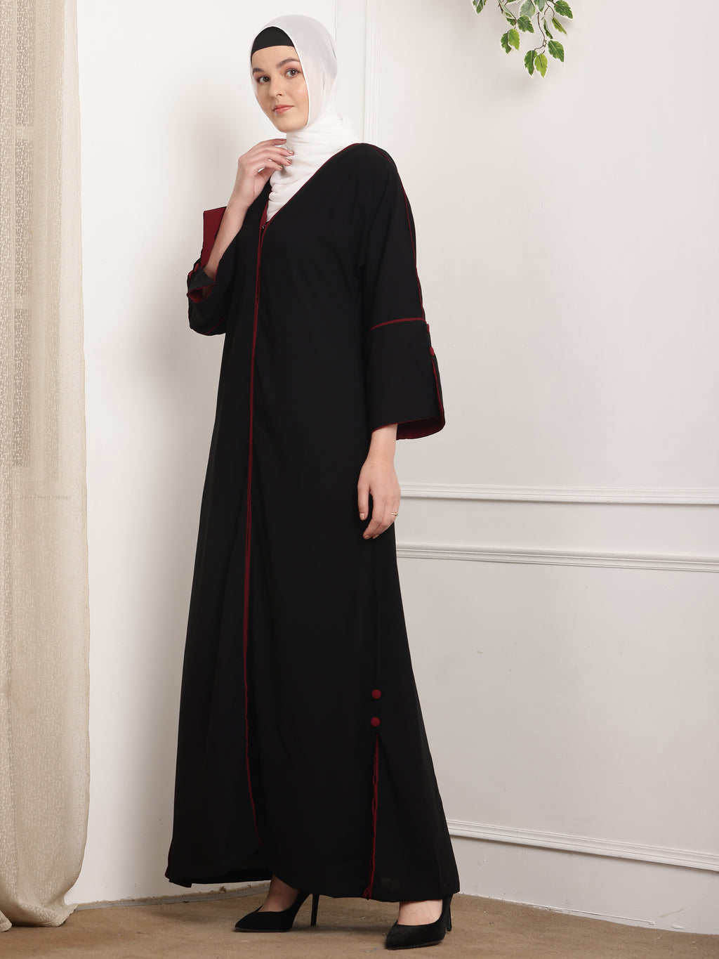 Crimson Edge Abaya