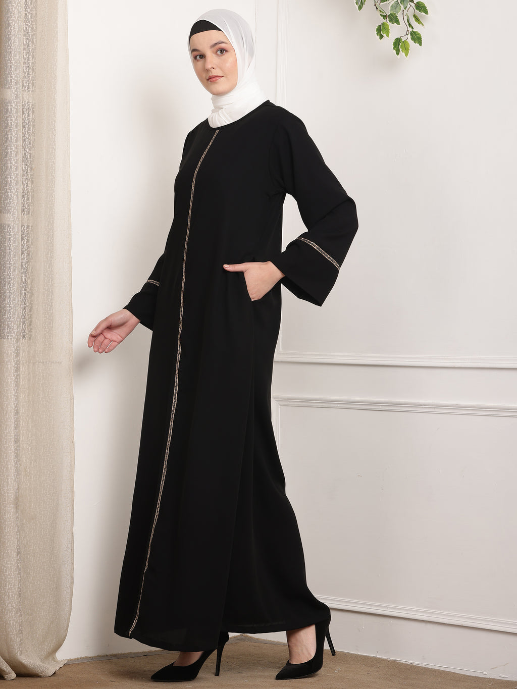 Sable Élégance Robe