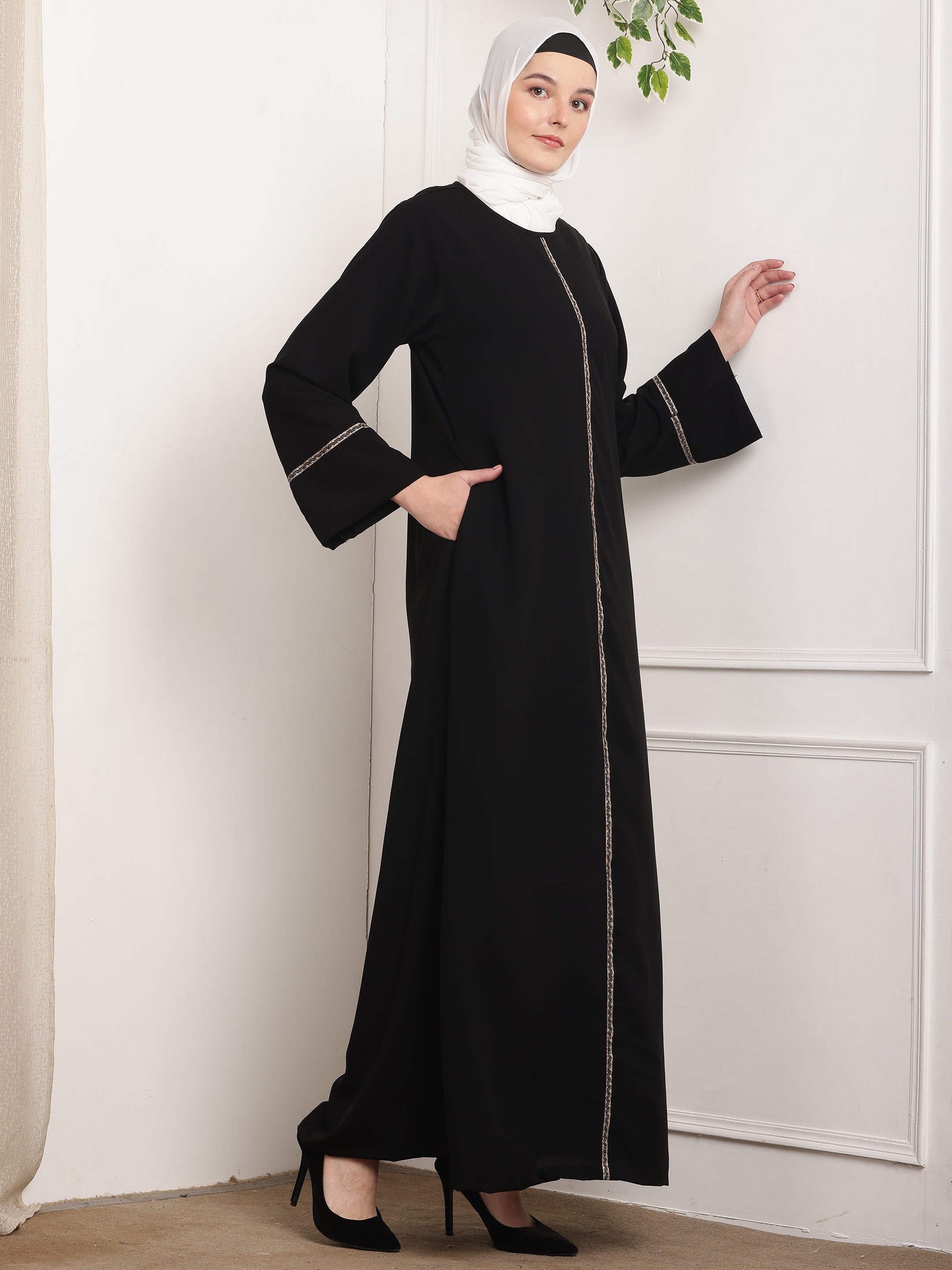 Sable Élégance Robe
