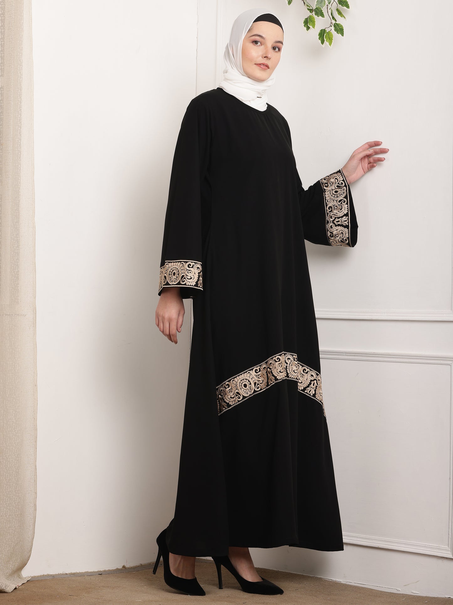 Golden Grace Abaya