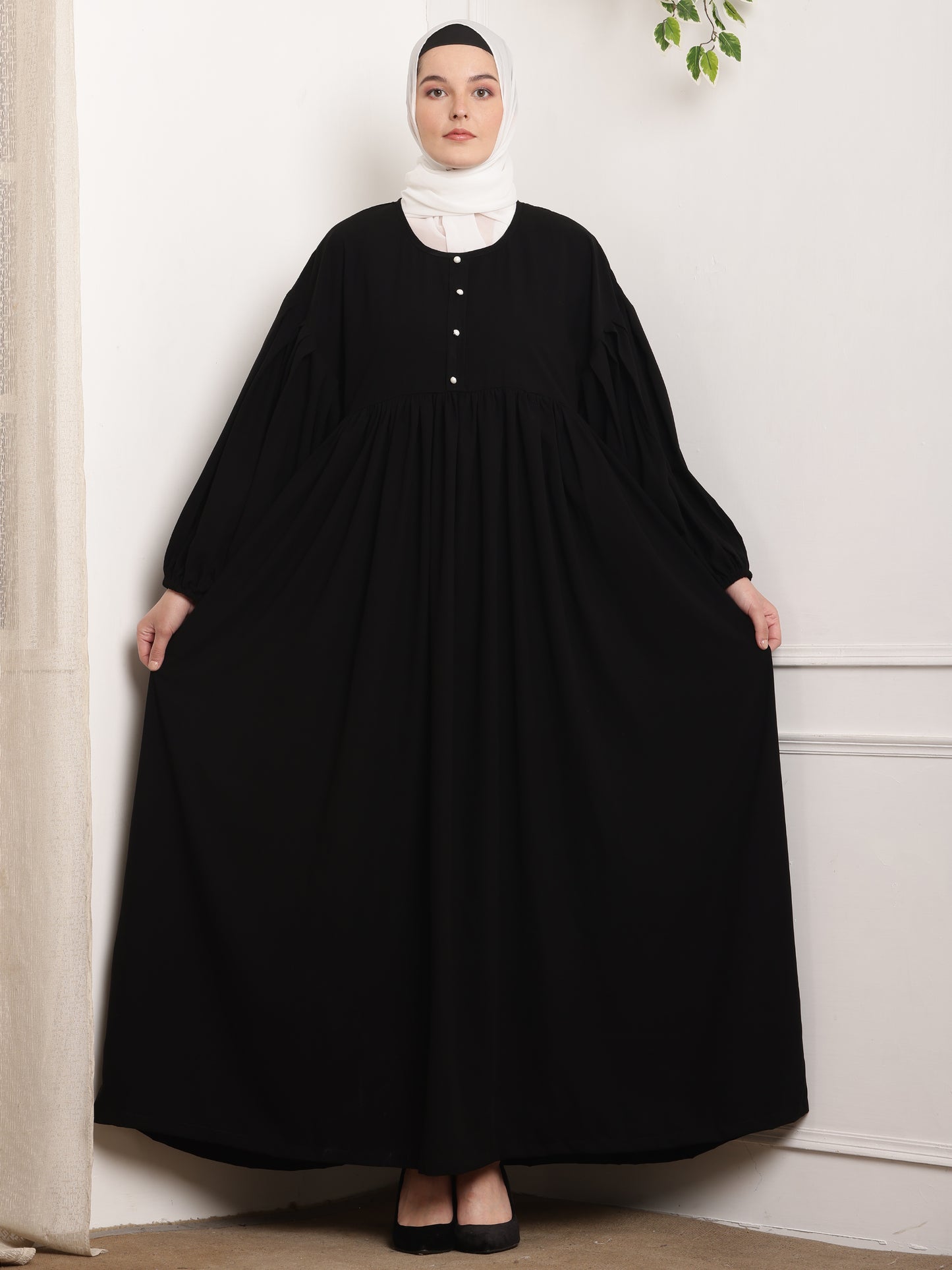 Onyx Grace Abaya