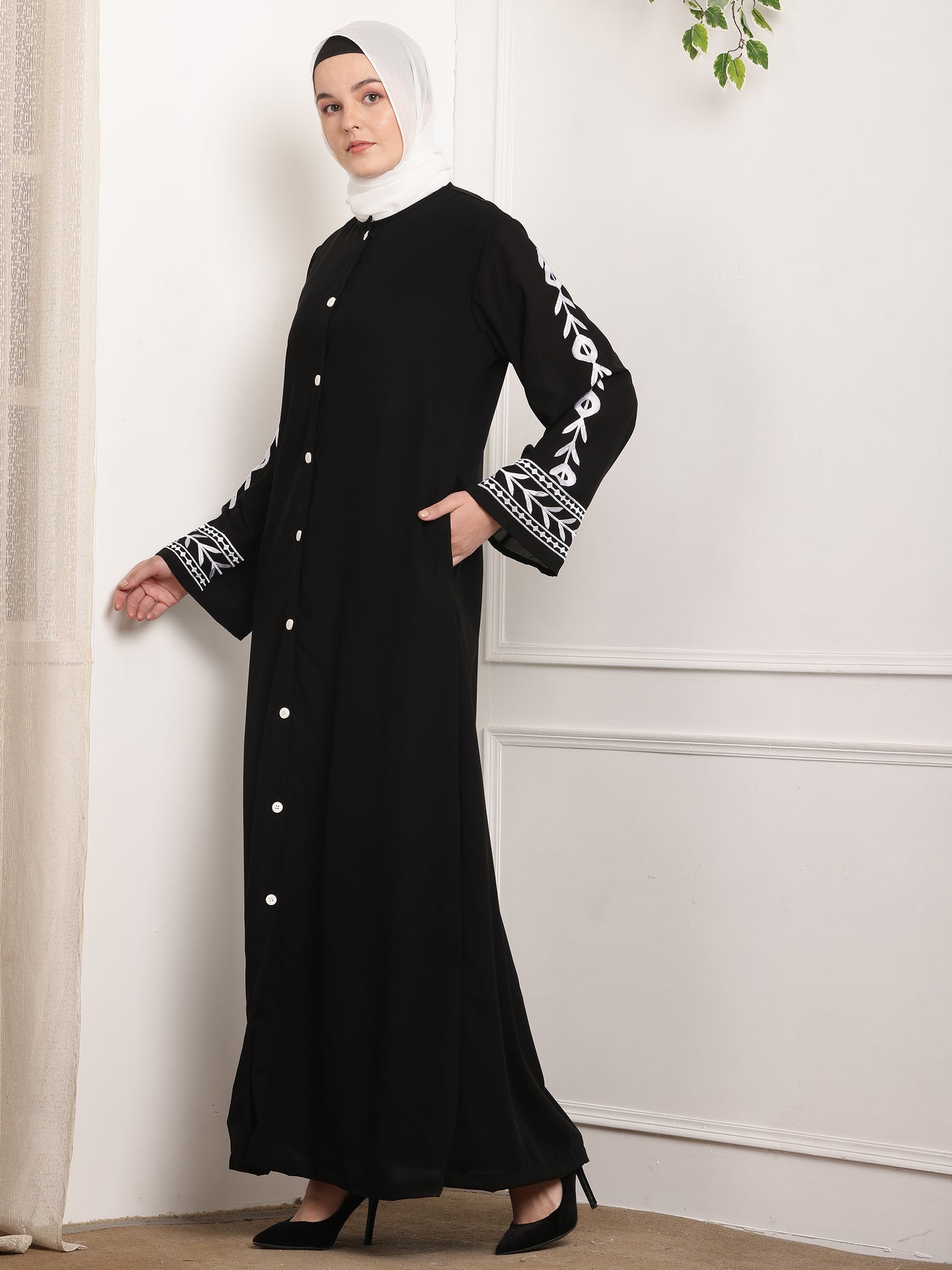 Serene Charm Abaya