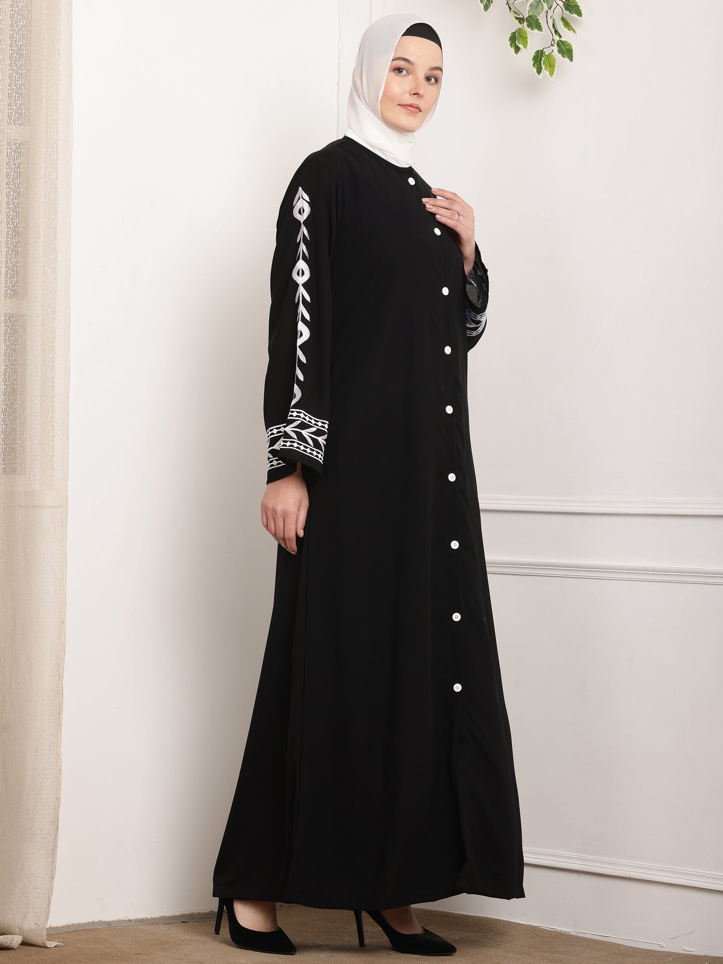 Serene Charm Abaya