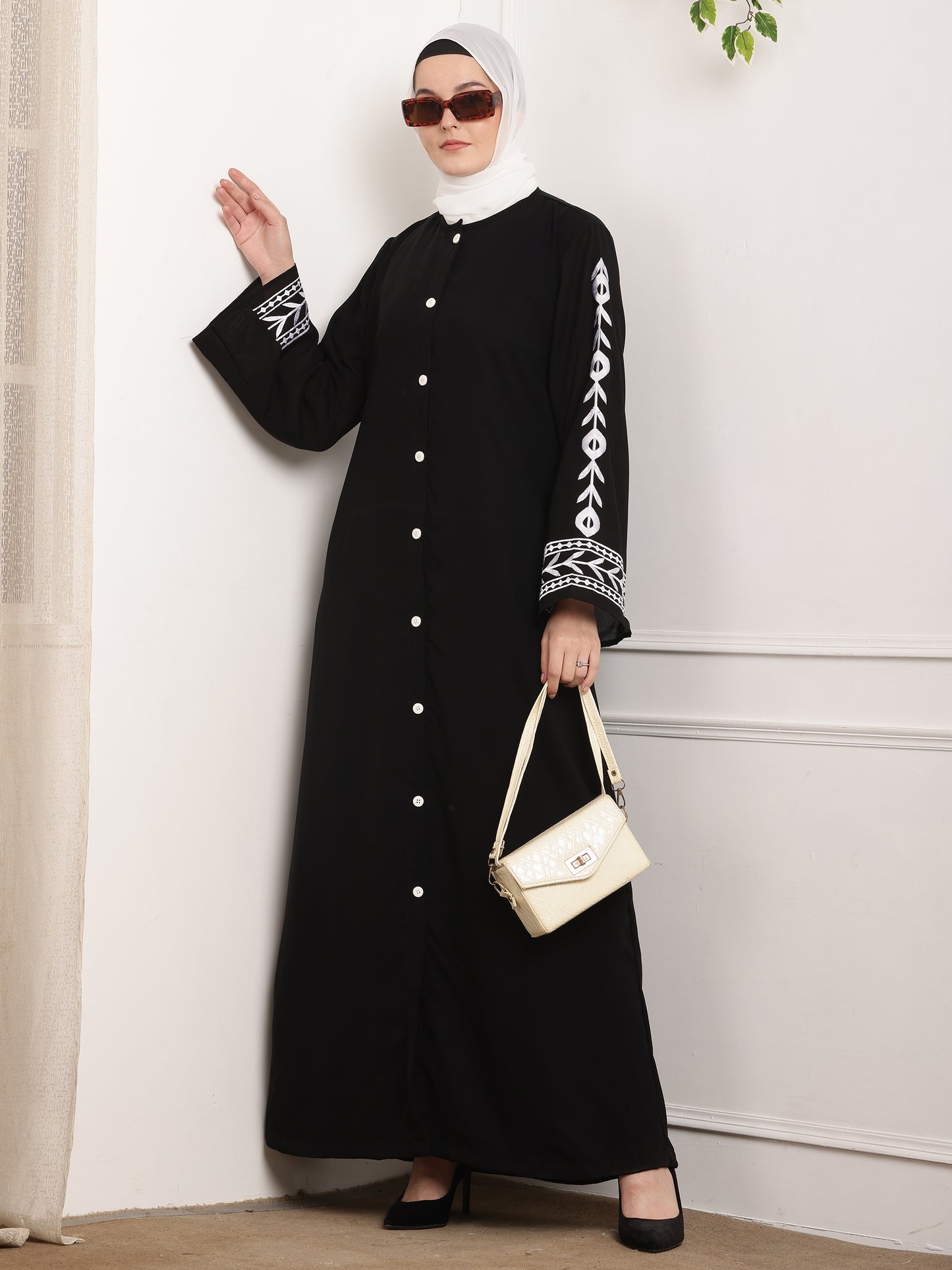 Serene Charm Abaya