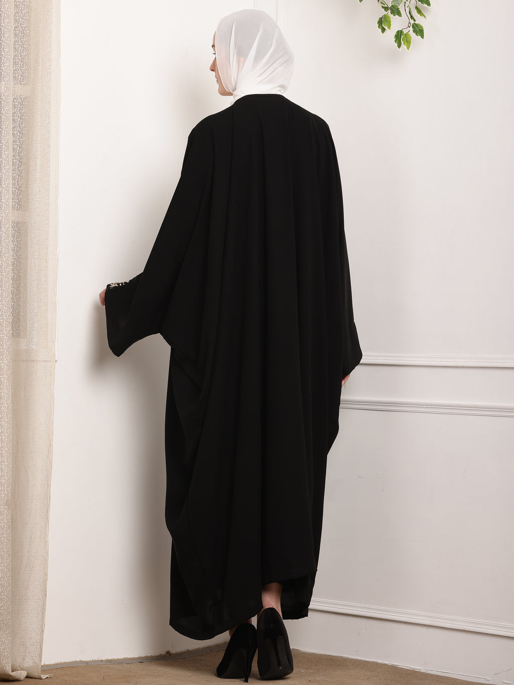 Black Petal Abaya