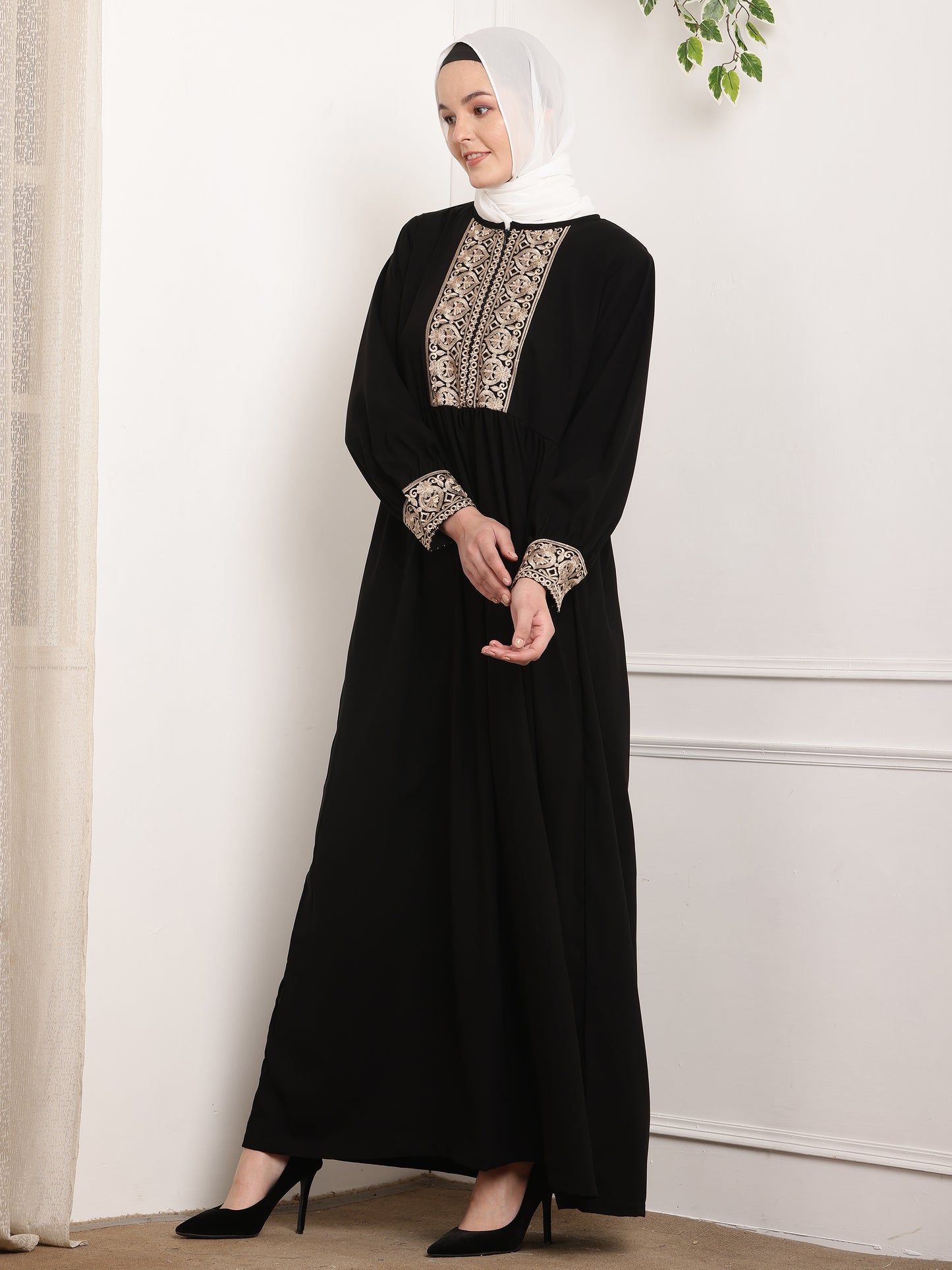 Opulent Shadow Abaya