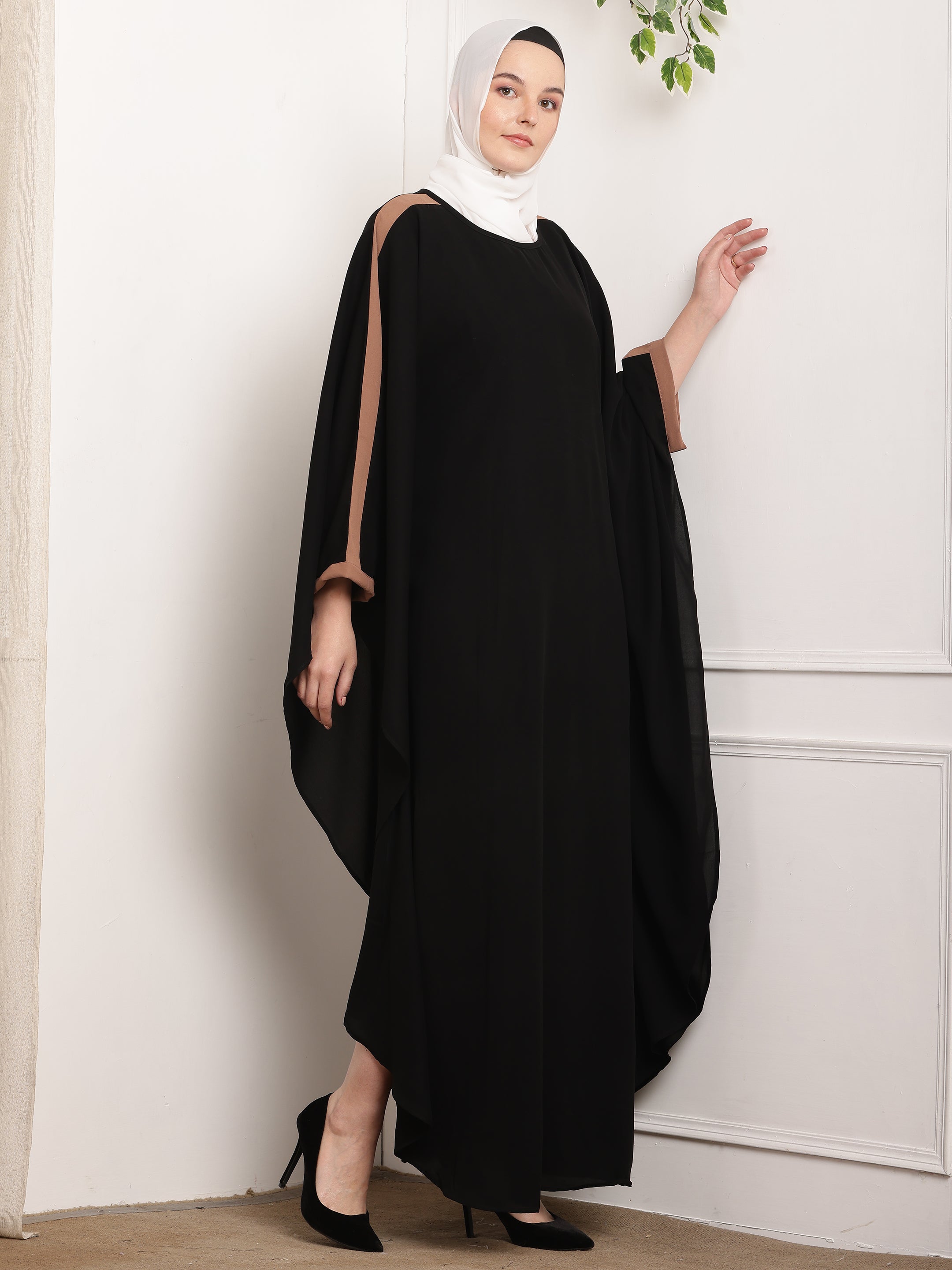Luxe Black Cape Abaya with Tan Accent