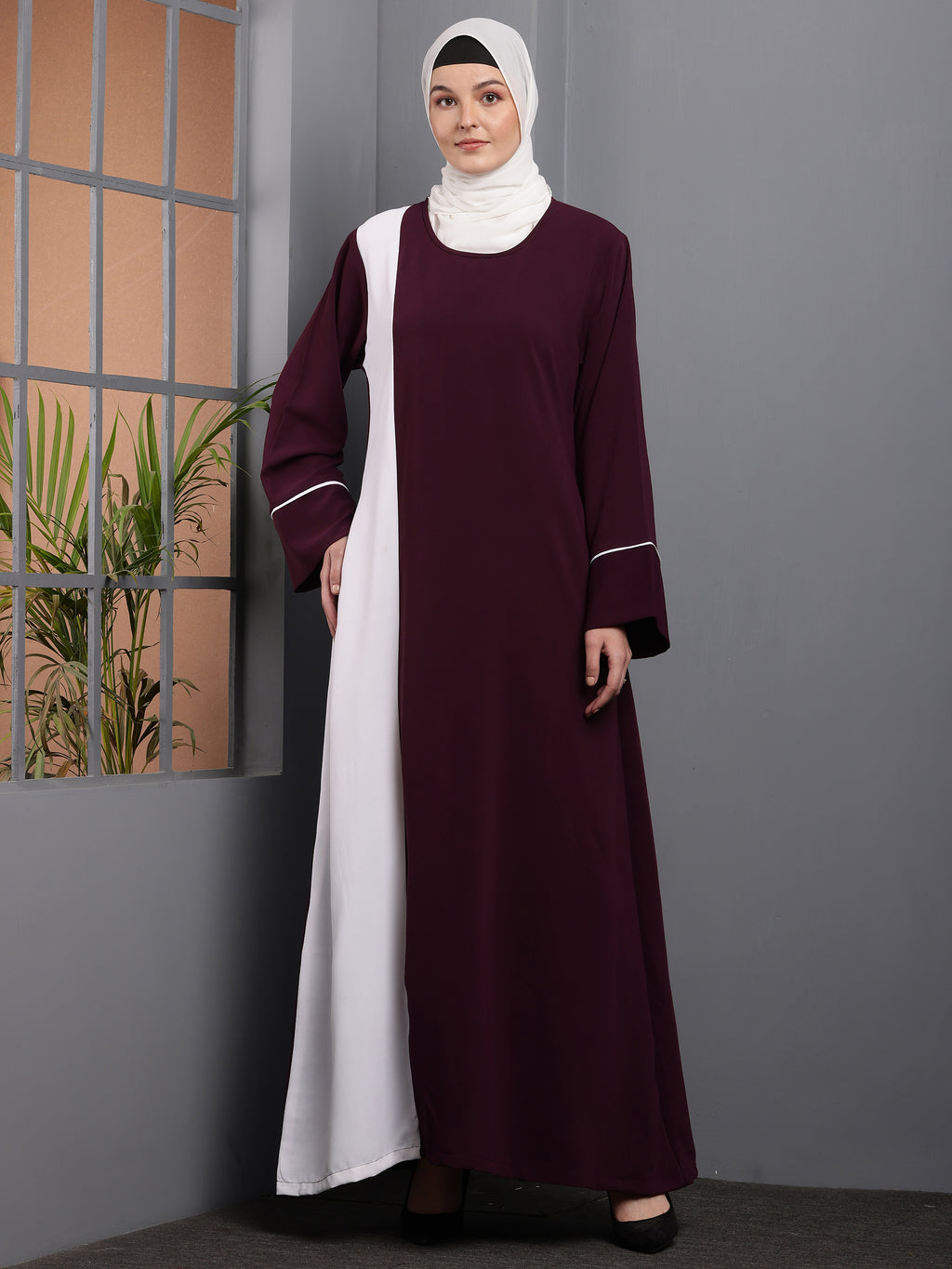 Refined Two-Tone Abaya