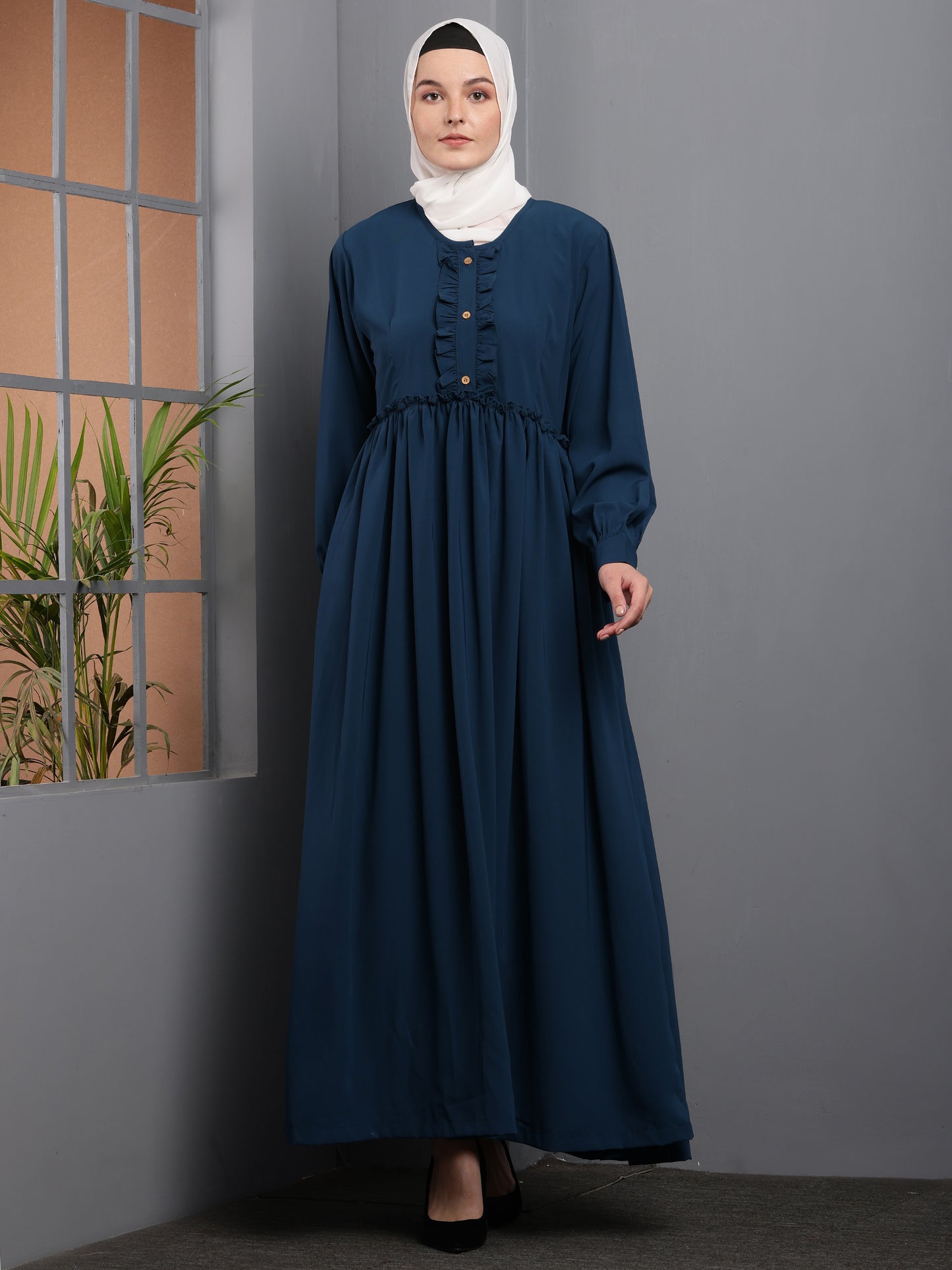 Majestic Flair Abaya