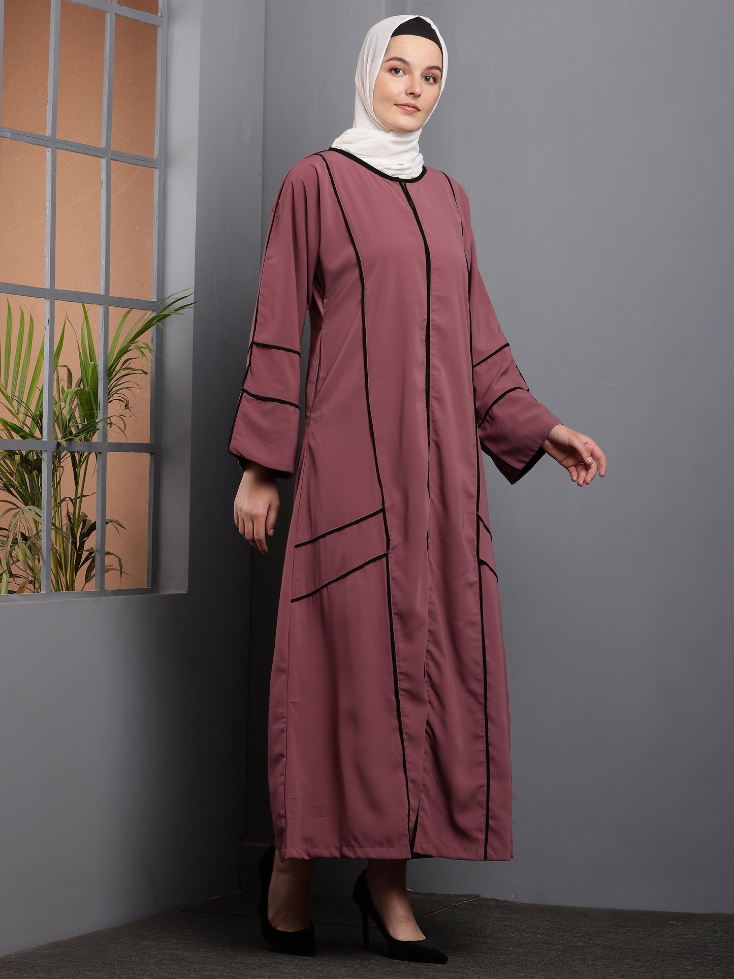 Orchid Luxe Abaya