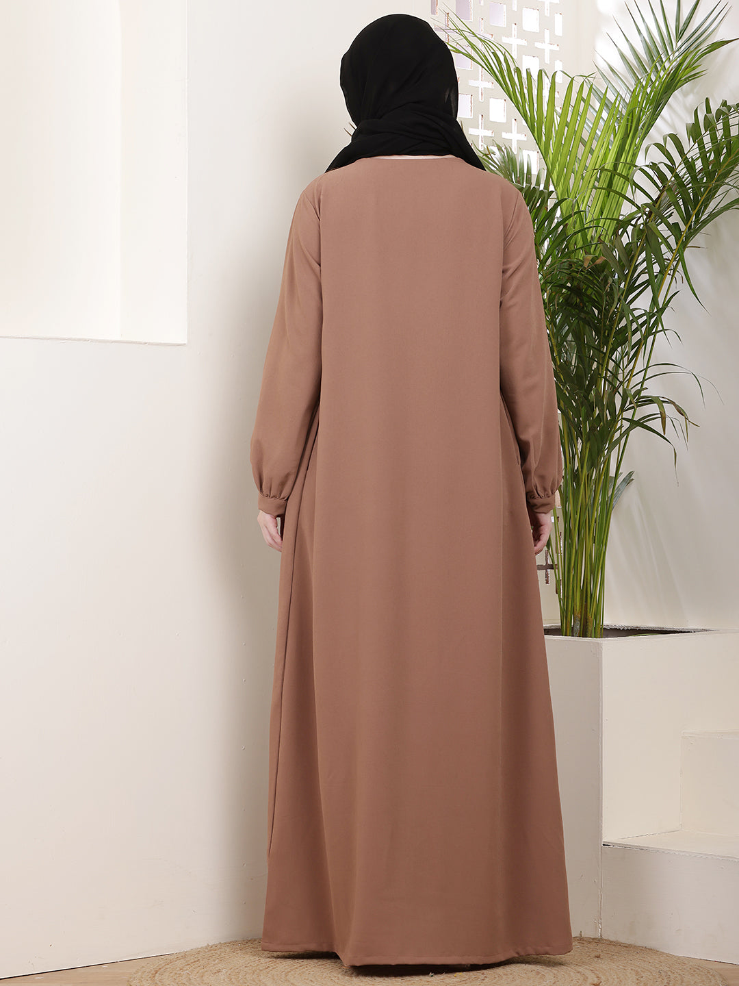 Mahira Tie-Neck Abaya