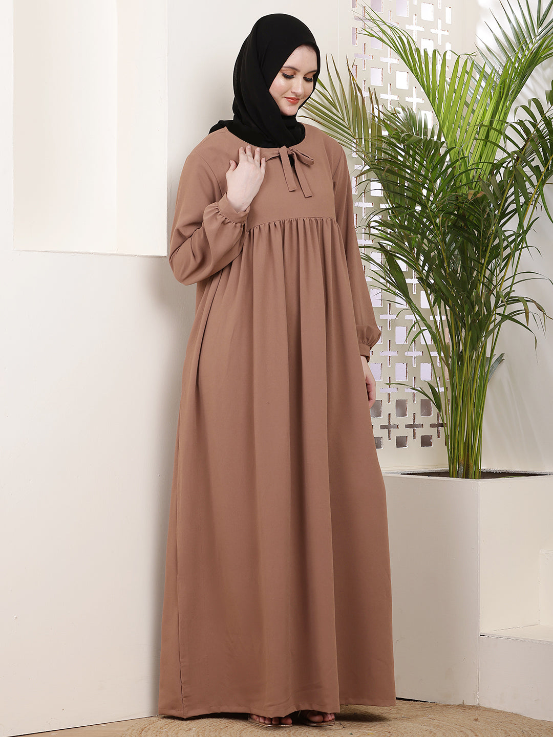 Mahira Tie-Neck Abaya