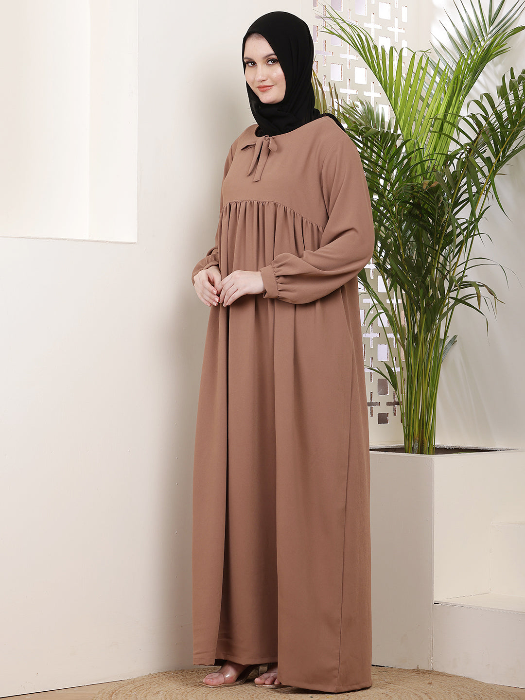 Mahira Tie-Neck Abaya