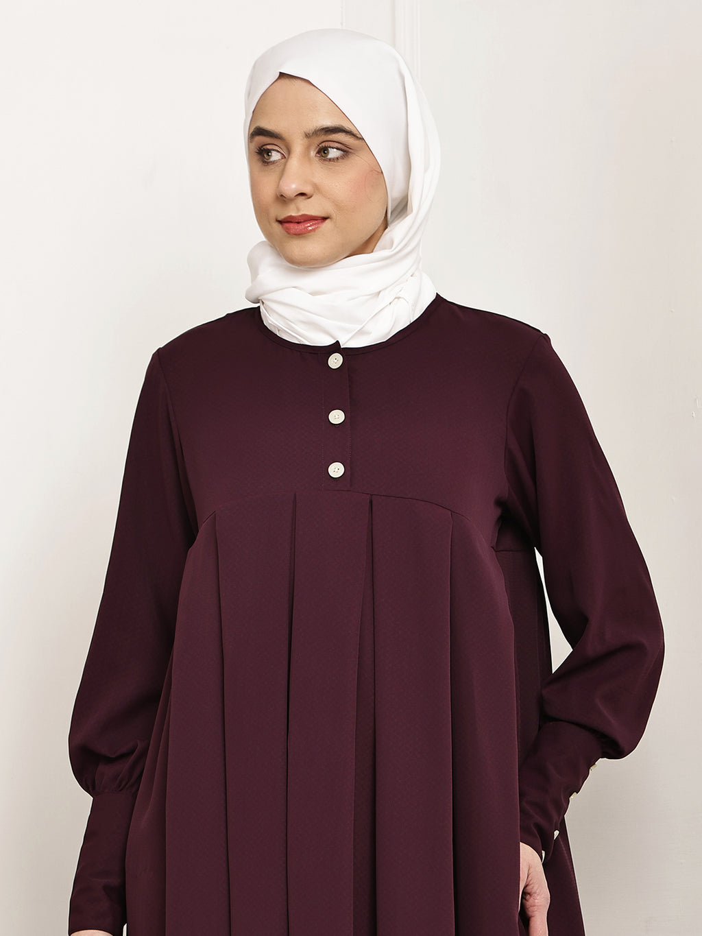 Plum Pleated Abaya
