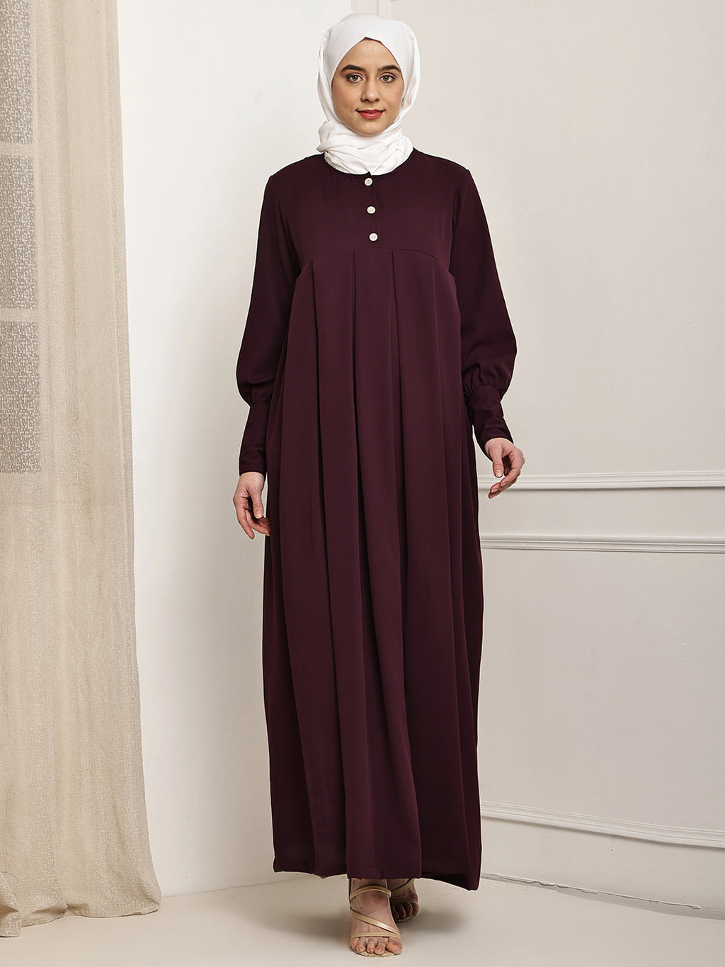 Plum Pleated Abaya
