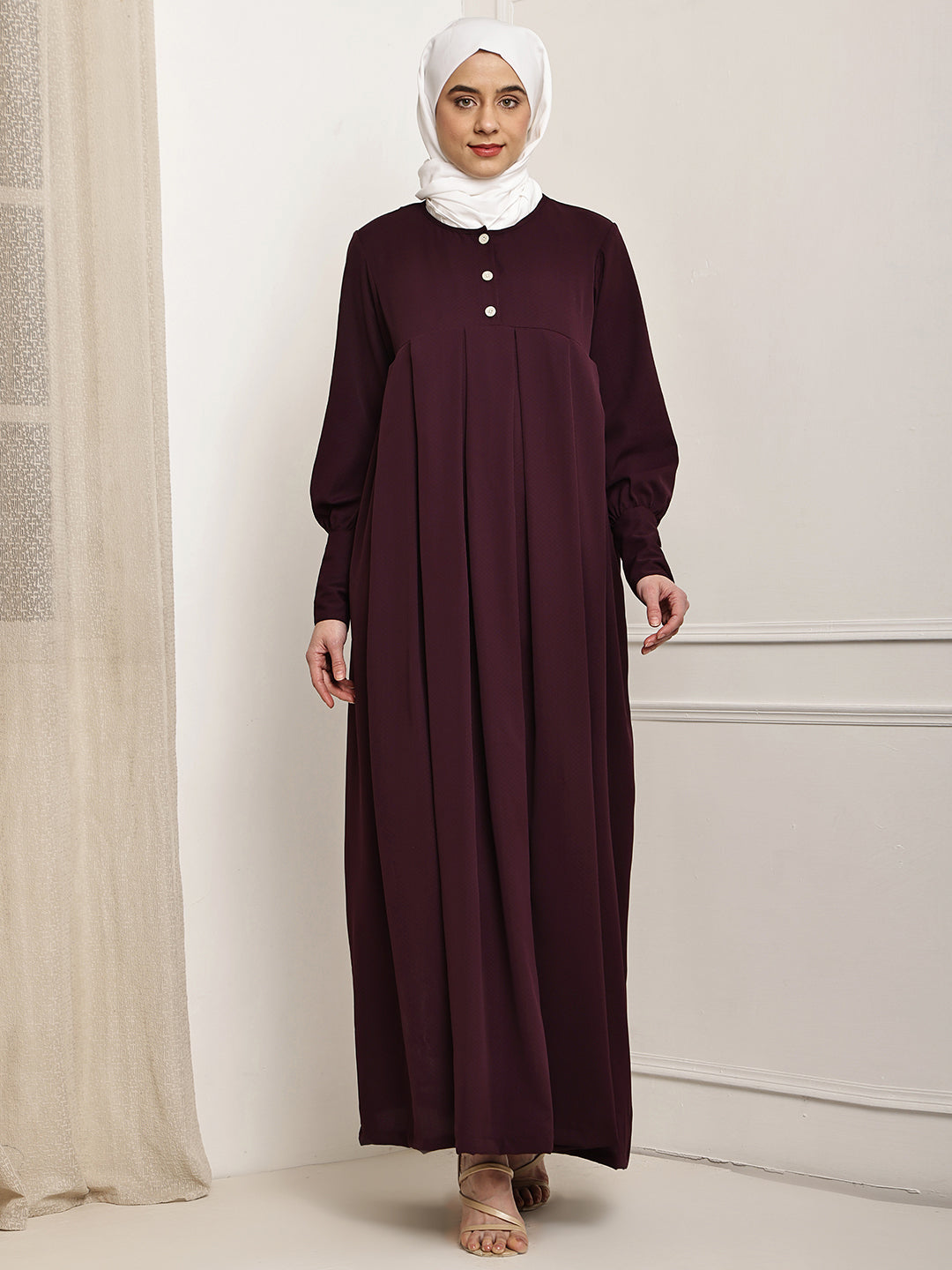 Plum Pleated Abaya
