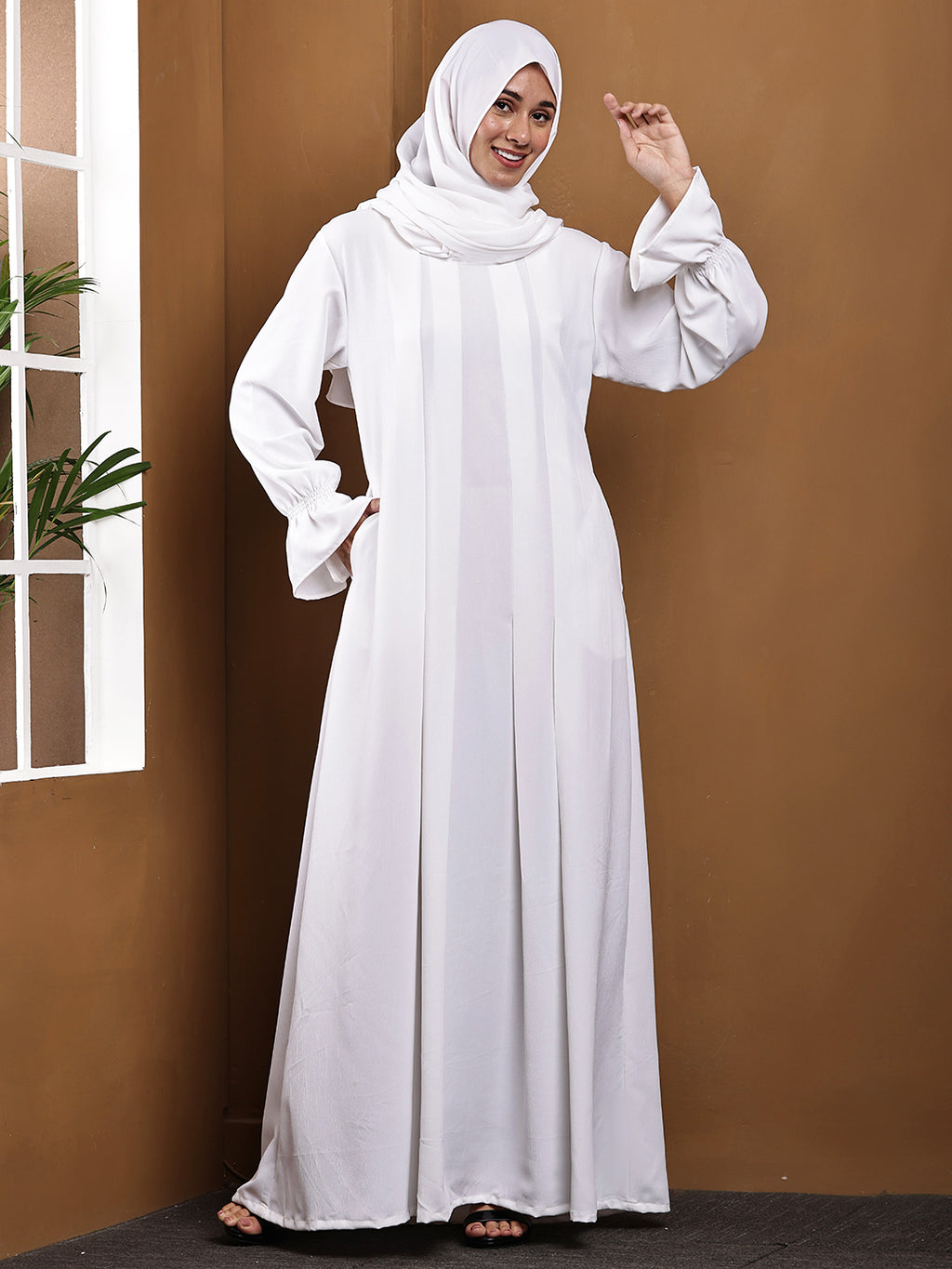 Ivory Bloom Abaya