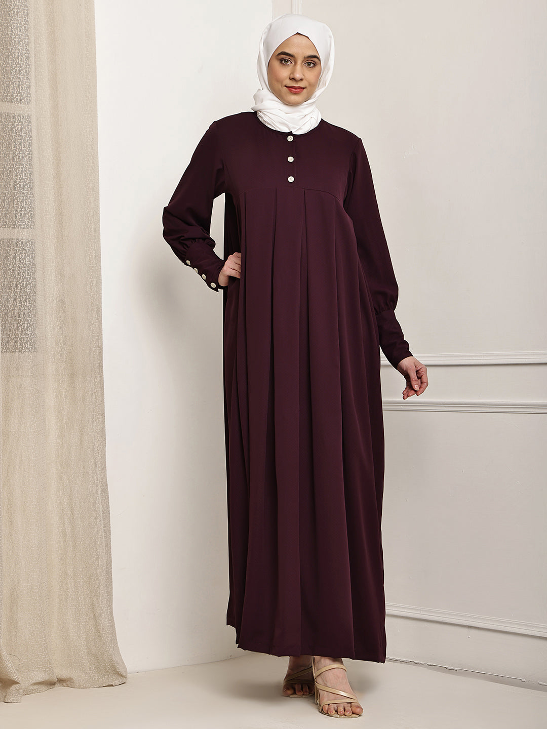 Plum Pleated Abaya