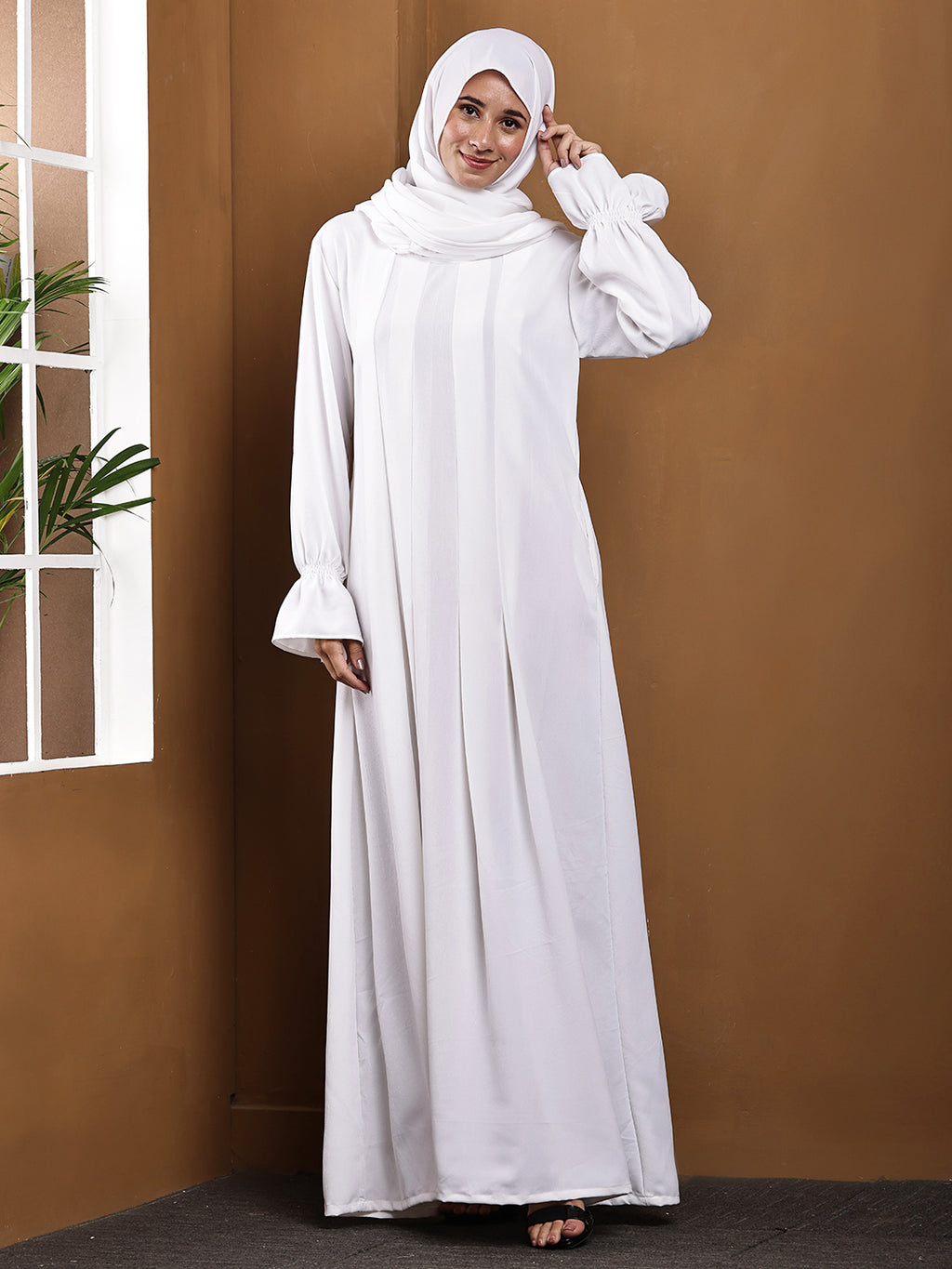 Ivory Bloom Abaya