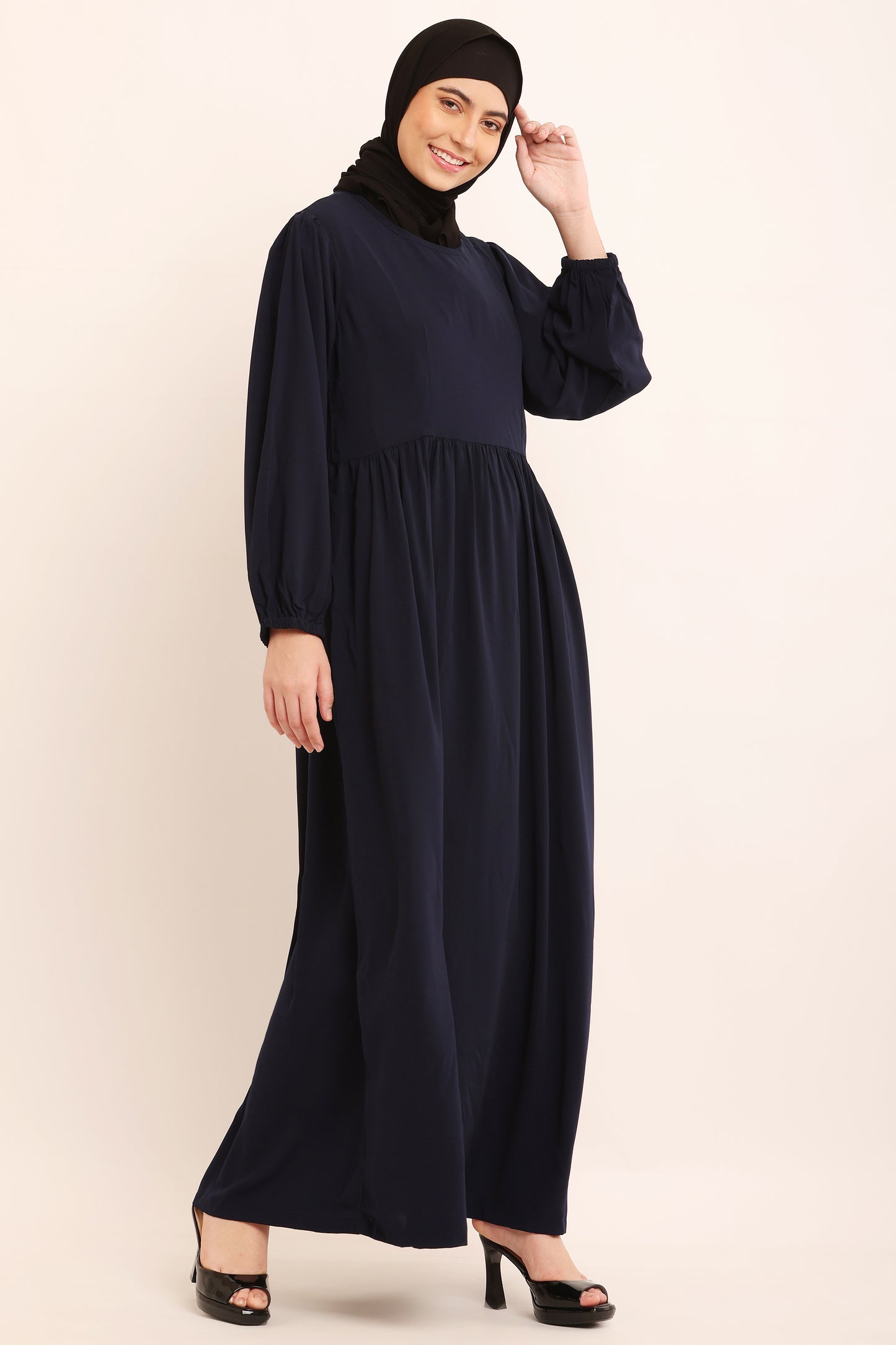 Midnight Bloom Abaya