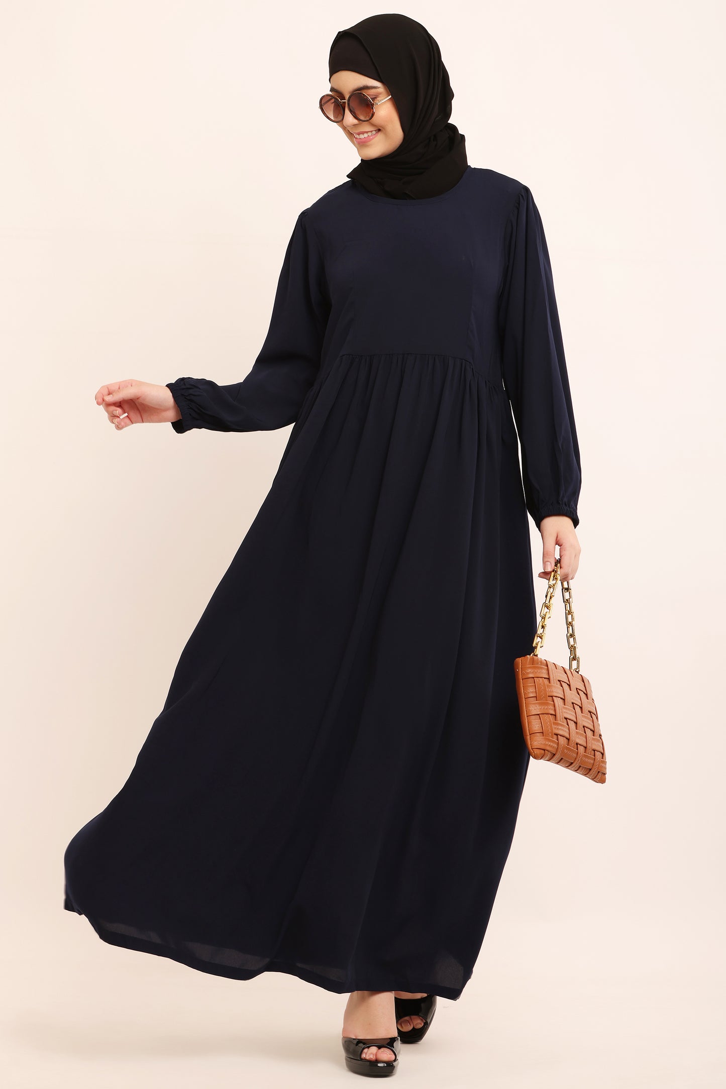 Midnight Bloom Abaya