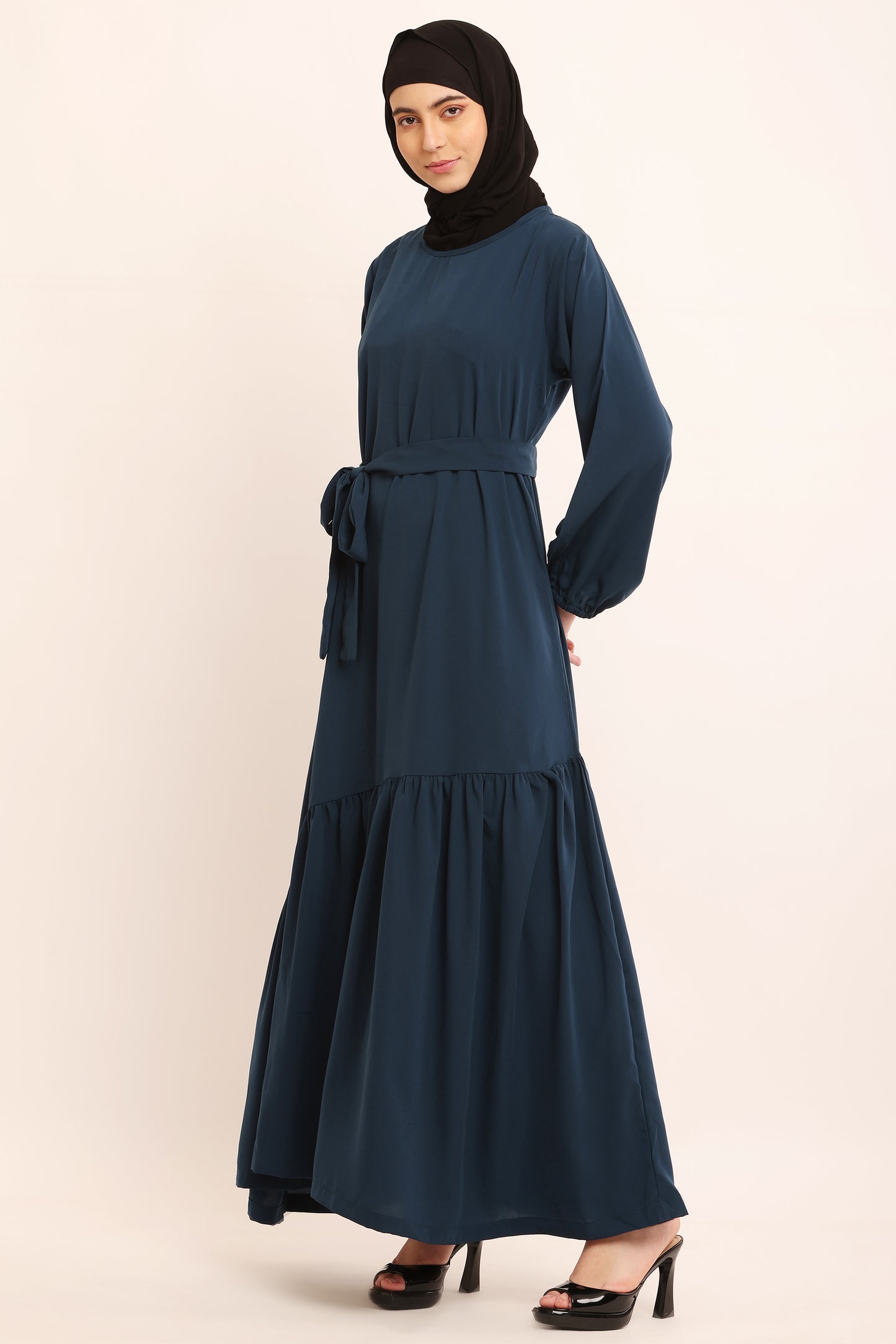 Midnight Breeze Abaya